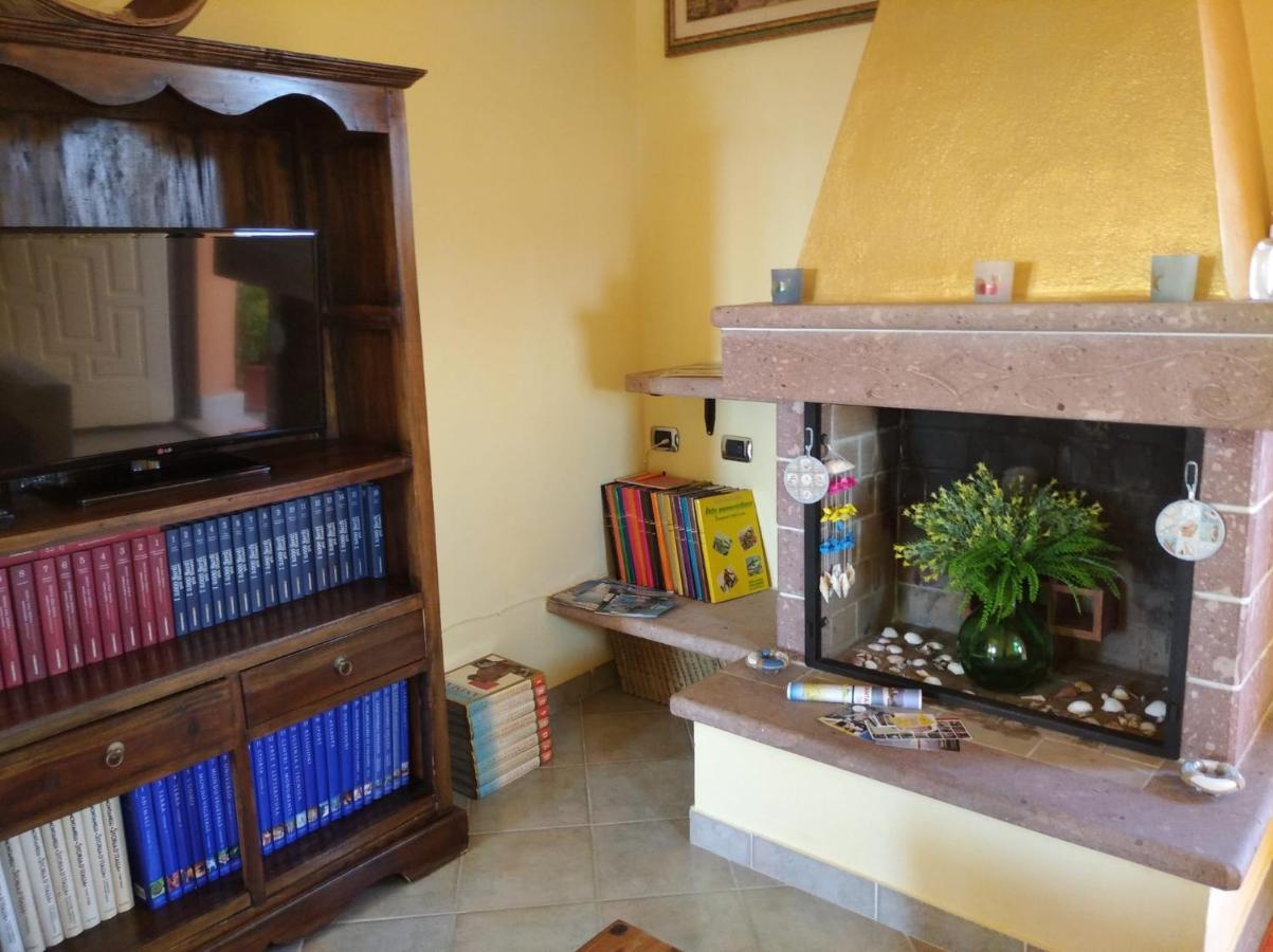 Casa Bon' Aria Fronte Mare Sud Sardegna Villa La Maddalena  Luaran gambar